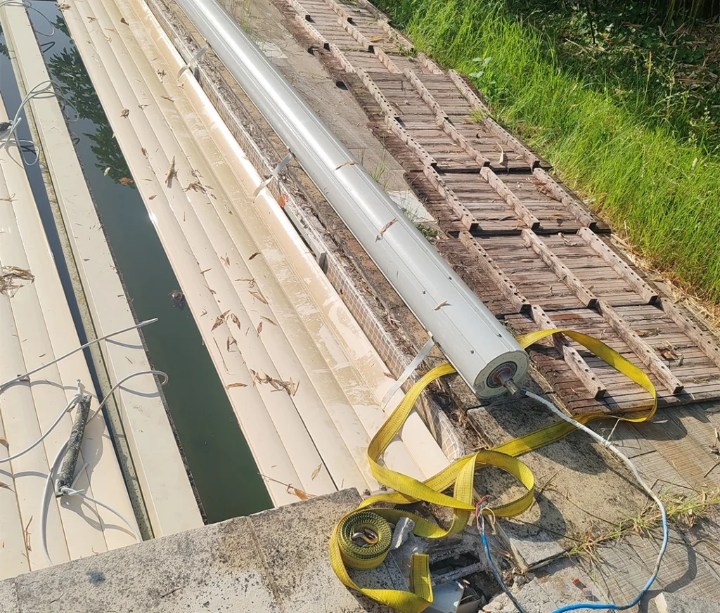 ceirano-piscines-2025-defaut-moteur-volet-automatique-piscine-46500-rocamadour